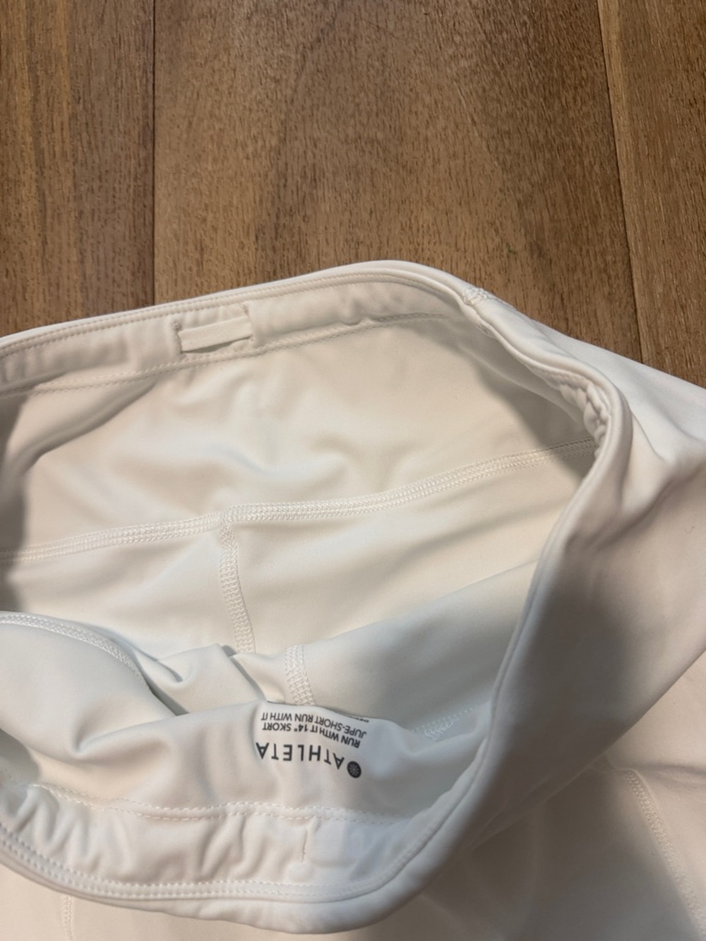 Athleta White Run With It 14" Skort - Picture 6 of 6
